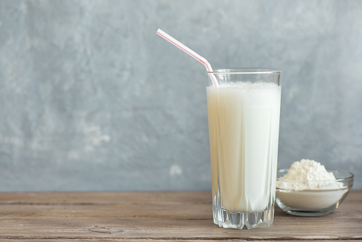 Image of a vanilla protein shake